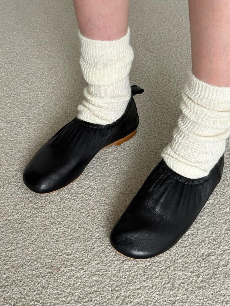 24FW roomk 룸케이 주름 플랫 슈즈 양가죽 수제화 (made in korea)