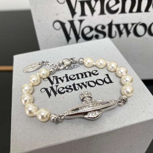 비비안웨스트우드 미니바스릴리프 진주 팔찌 61030001