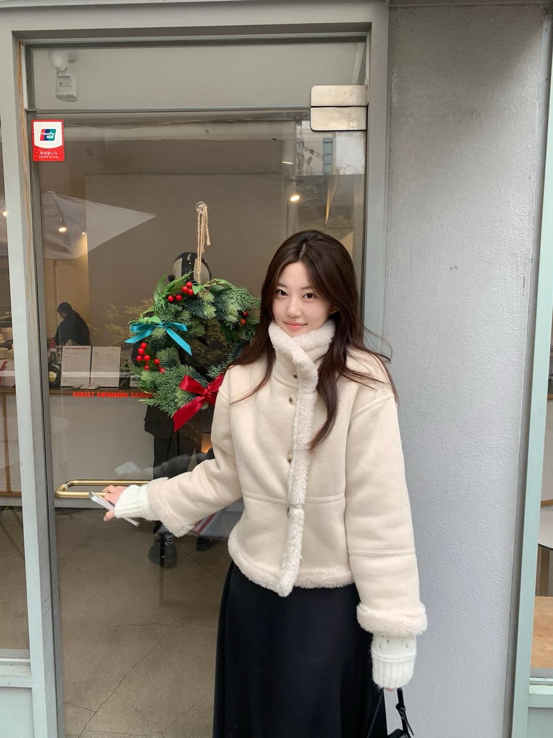 lovey shearling button mustang_ivory (품절시 최대 2주소요)