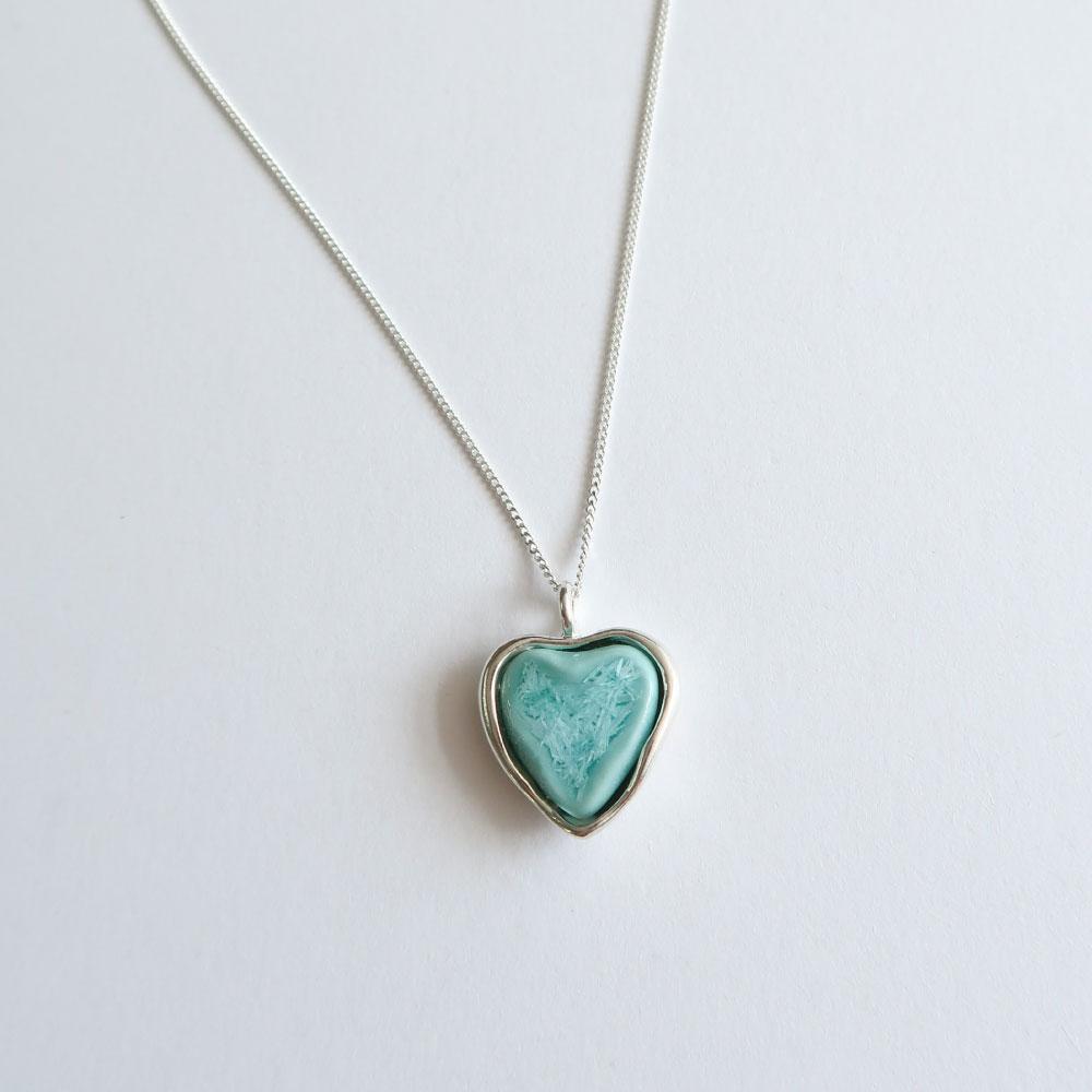 Wave heart necklace [DOL sunshine on the waves 02]