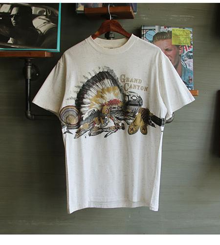 Early 90`s Oneita 'Grand Canyon' Print T (95,100)