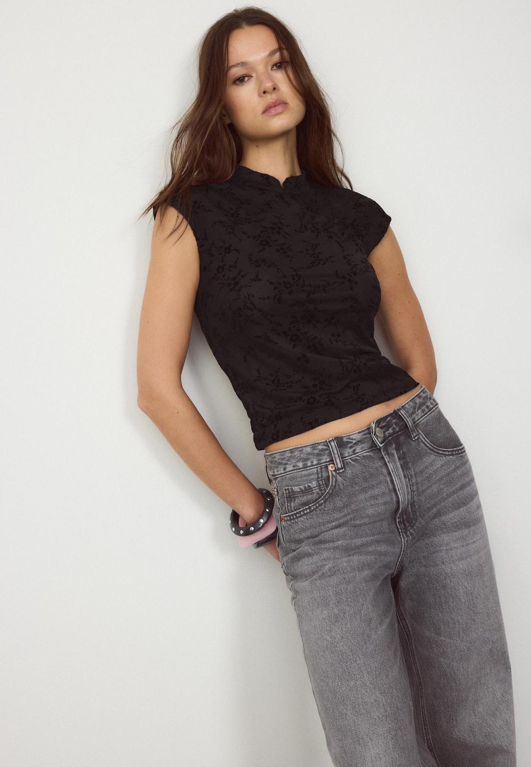 Flocked qipao style T-shirt