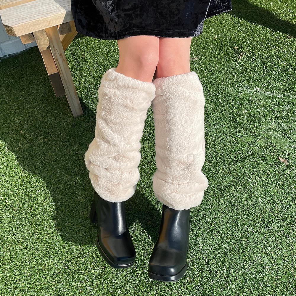 밍크 퍼 레그 워머 (2color) (발워머 다리워머 발토시 다리토시 털부츠 털워커 밍크 털워머 퍼워머 퍼워커 퍼부츠 방한 겨울워머 밍크워머 밴딩 유니크 포인트)