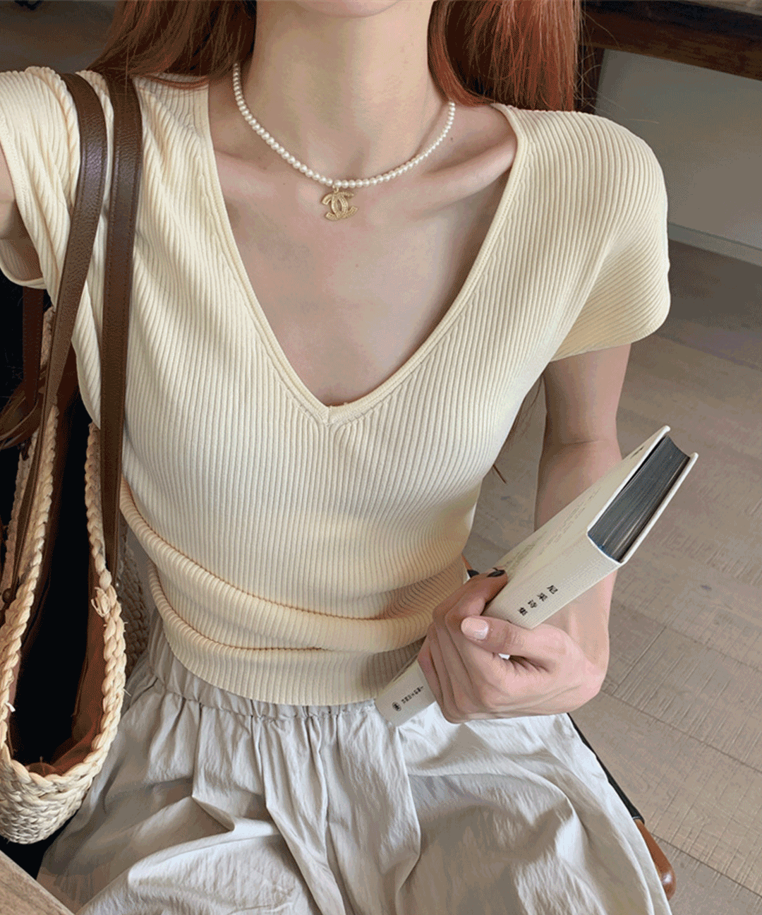 오호 브이넥 슬림핏 골지 반팔 니트 여리핏 골지니트 반팔티셔츠 심플 무지 단색 티셔츠 여름 데일리룩