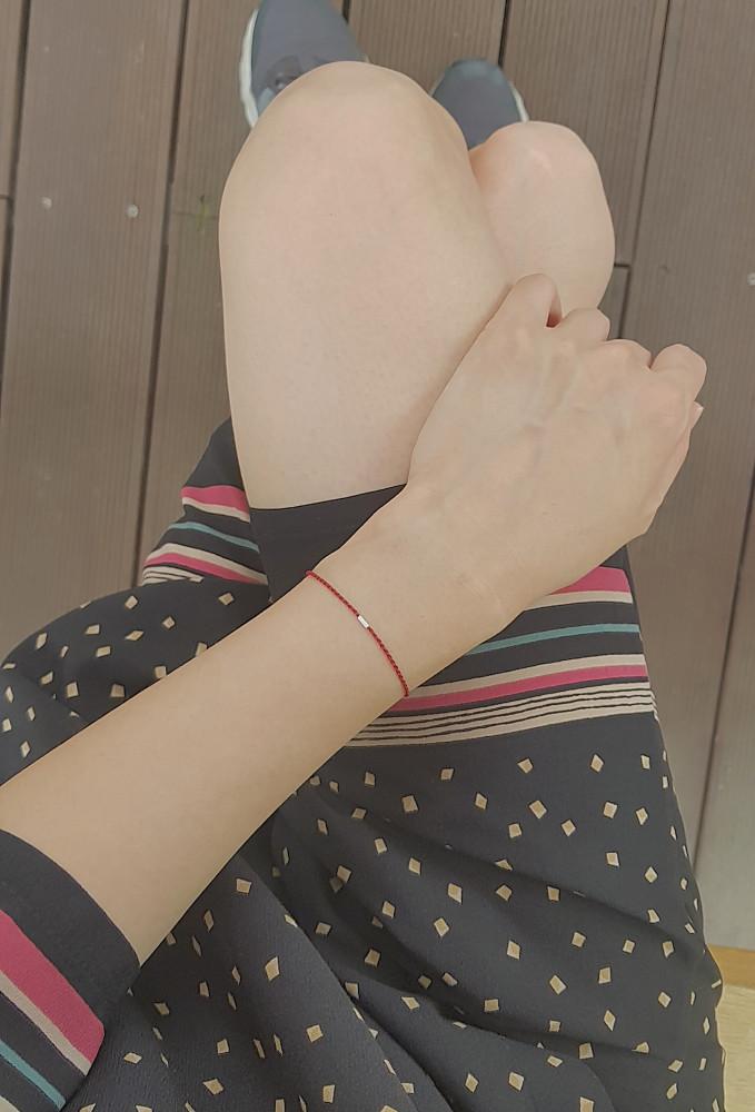 핸드메이드 미니멀 매듭실팔찌 타투팔찌 모녀팔찌 선물 패셔니스트 여자연예인