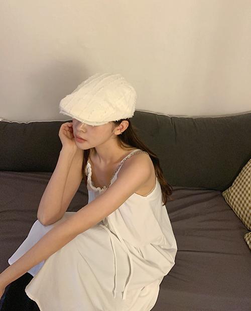chic hunting cap : ivory