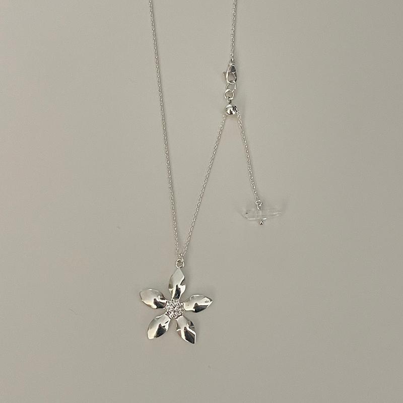 하이메 wild flower necklace