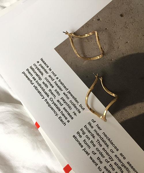 센트마린 twist earring