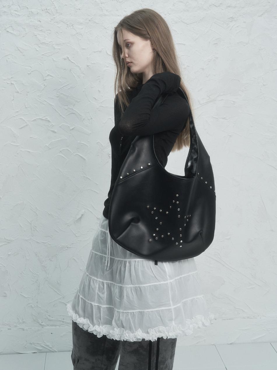 [3/7 순차배송] STAR HOBO BAG / BLACK
