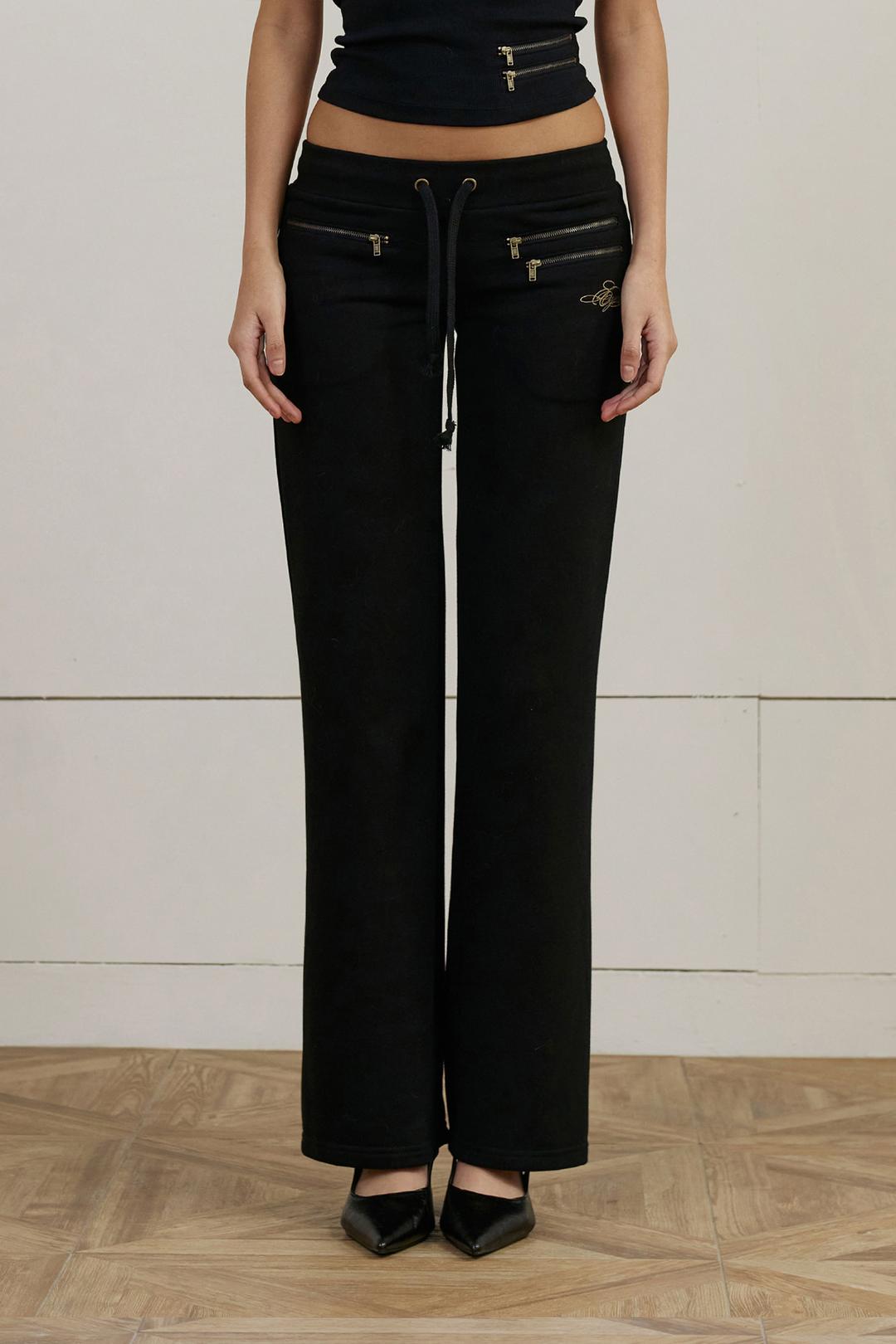 Script Logo Zipper Low Rise Training Pants - Black