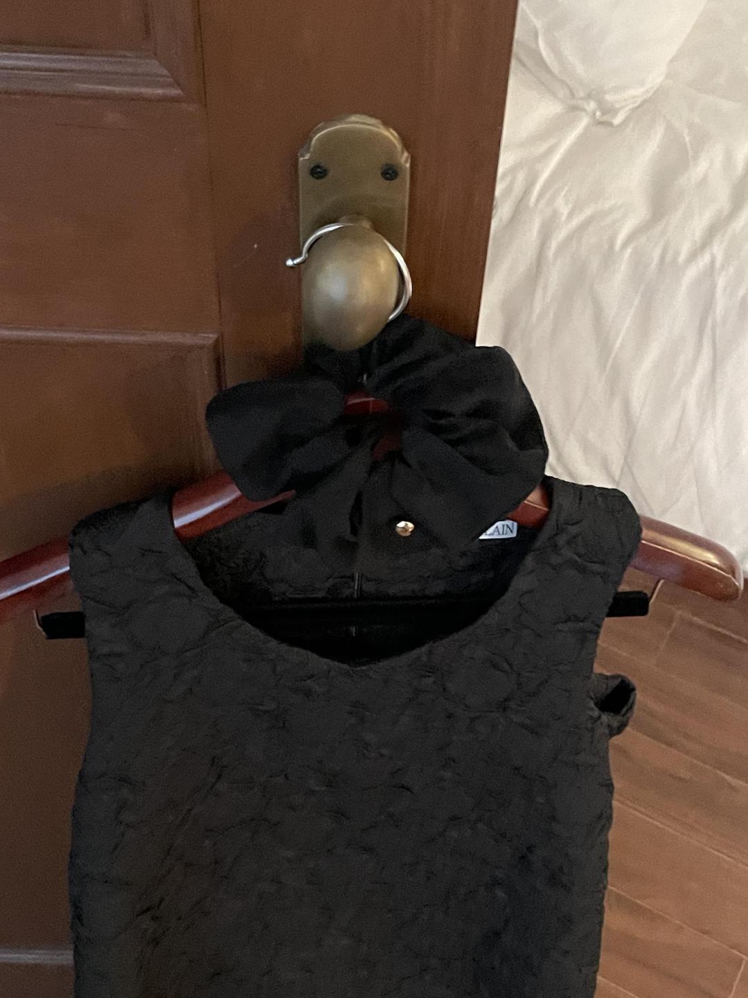 crimson made 하트 펜던트 자카드 스크런치 (lblack)