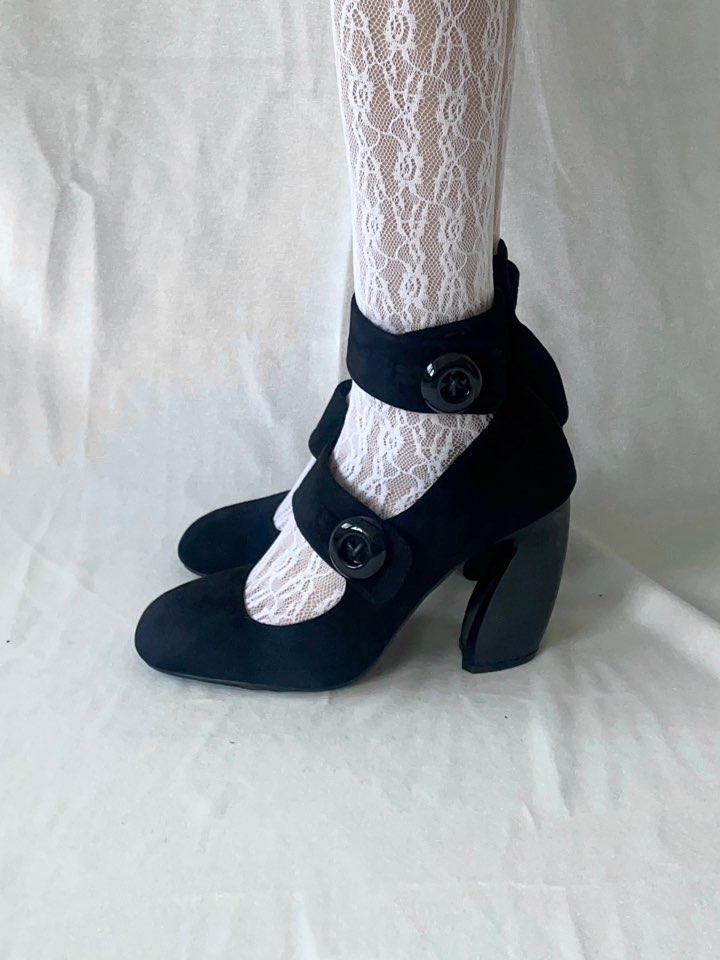 Black button mary jane shoes