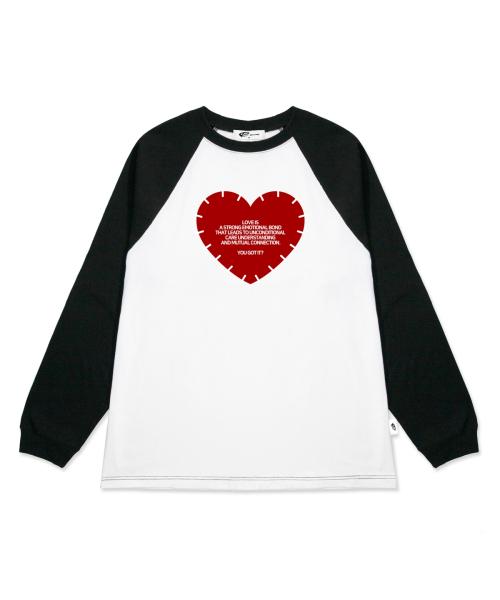 레드 스티치 하트 프린트 롱슬리브 블랙