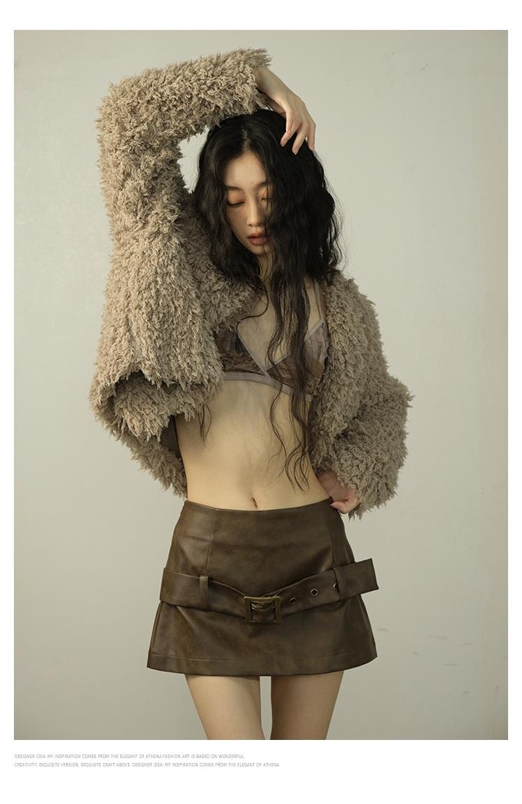 Lvetong Nana fake fur jacket