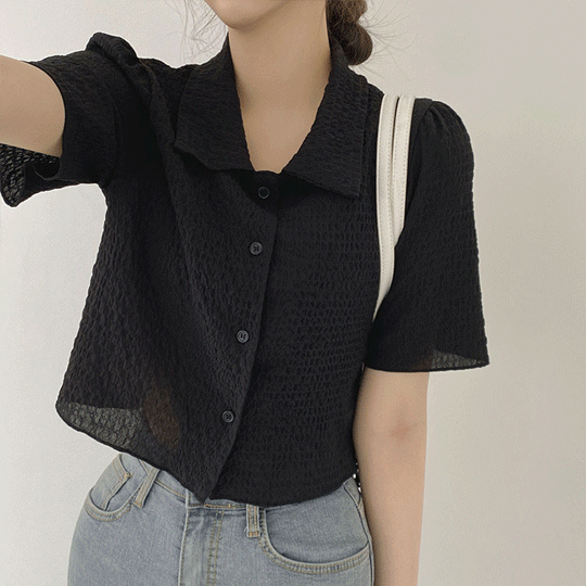 [색감예쁨/러블리핏] 페미닌 무드/깔끔한 핏, 와플 카라 반팔 블라우스