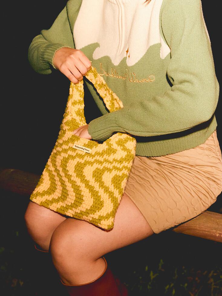 T.S.W Wavy Crochet Bag Olive