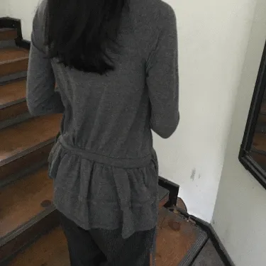 리본 프릴 레이어드 긴팔티 (2color)