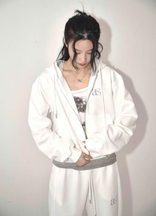 BASIC TRAINING HOOD ZIP-UP / WHITE