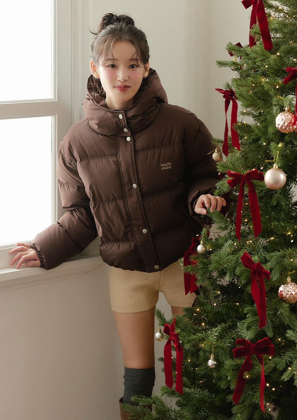 로고 후드 숏 다운 패딩(MAFDDW01NBR)