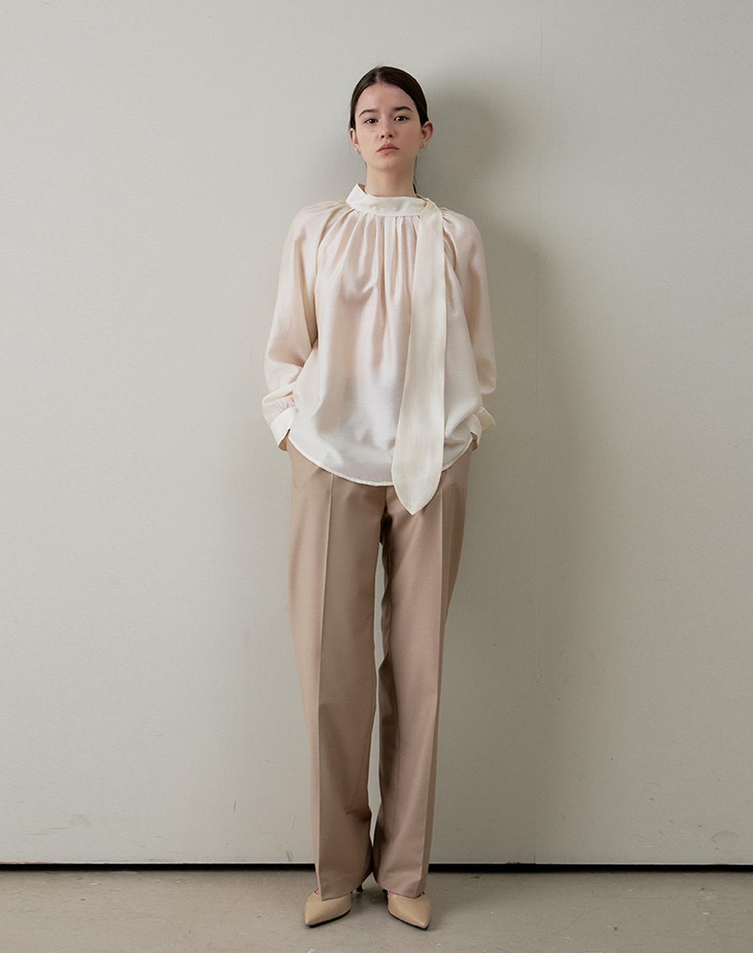 SIDE TIE BLOUSE IVORY   사이드 타이 블라우스 아이보리