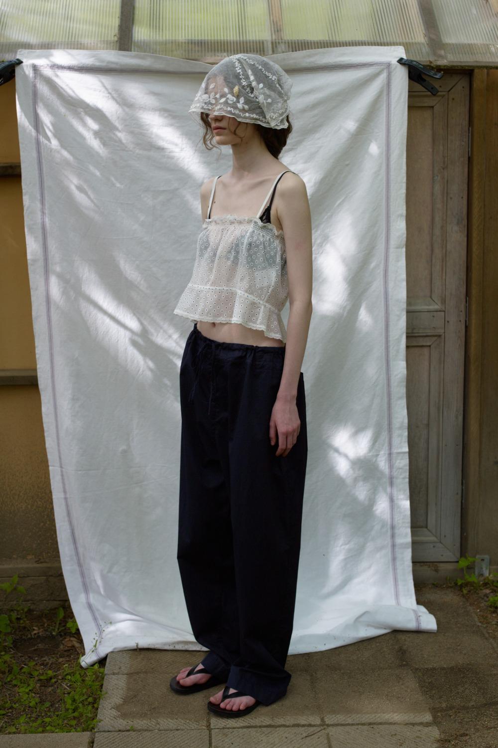 Via Lev floral top (Ivory flower)