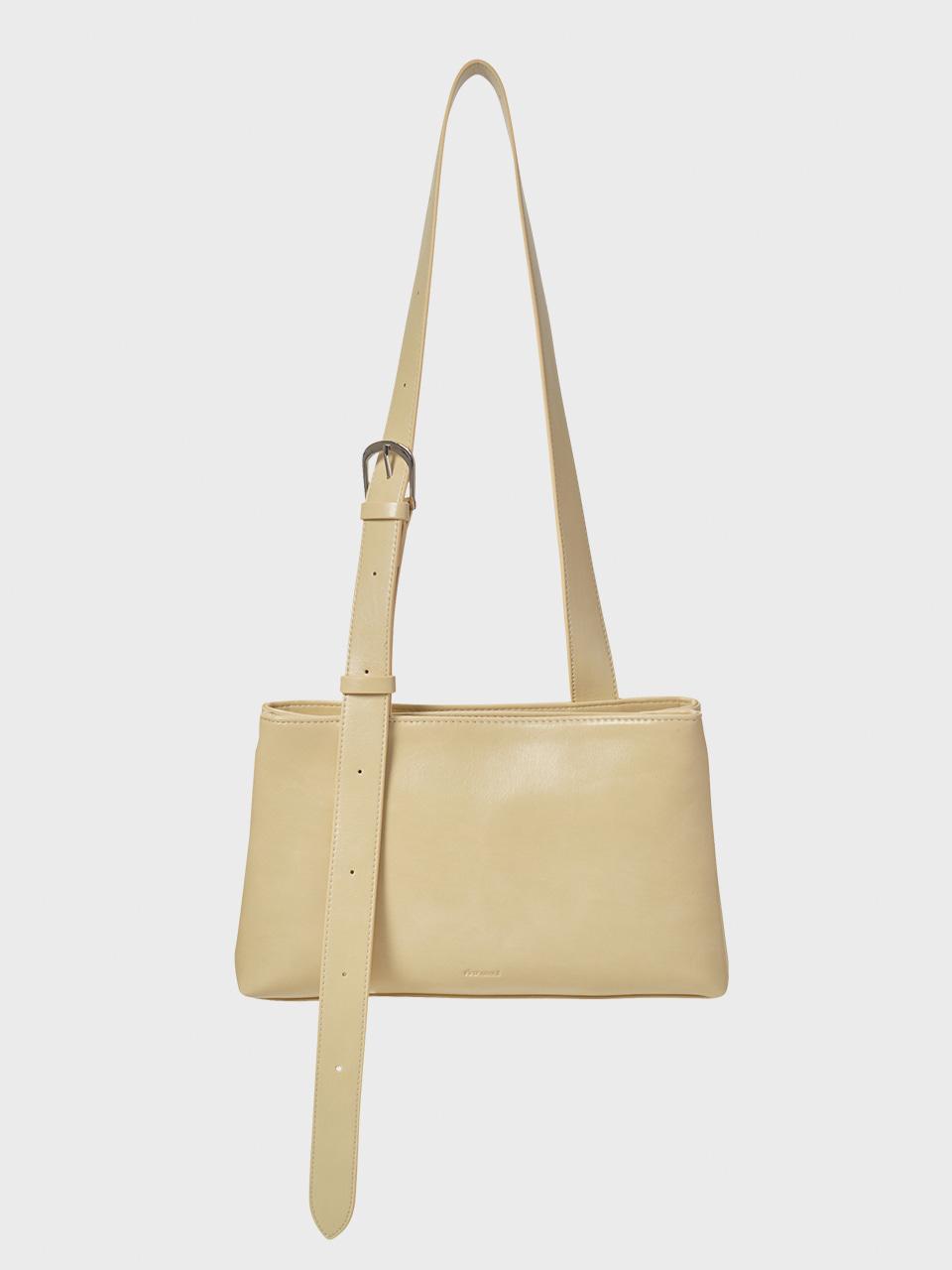 [60% off] chetty bag (butter)