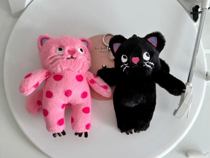 어글리도트캣 키링 2type 백참 가방 열쇠고리