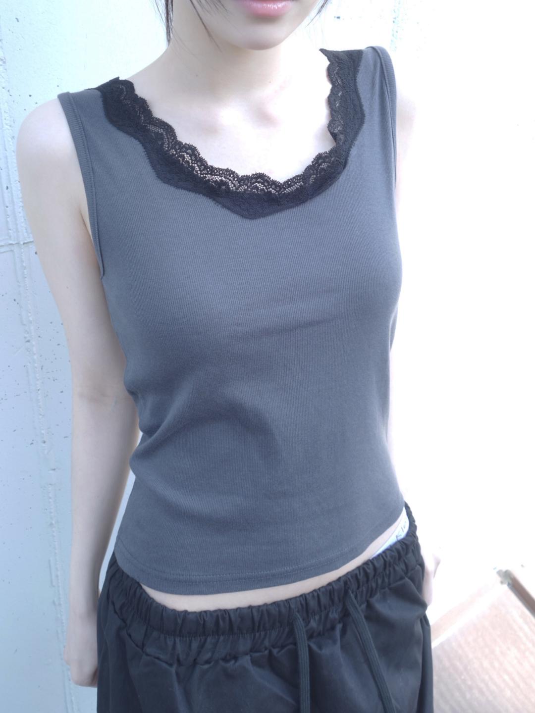pier sleeveless