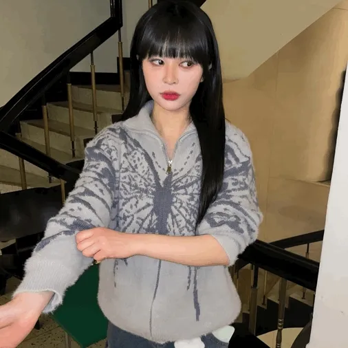 Y2K 앙고라 버터플라이 하이넥 니트/고퀄리티