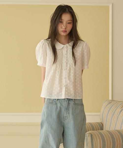 플라워 자수 라운드카라 퍼프 블라우스_화이트