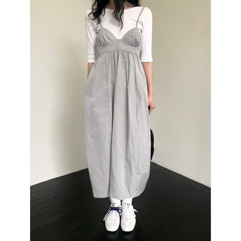 위아 - 게티 나일론 뷔스티에 끈나시 롱 원피스 (2colors)