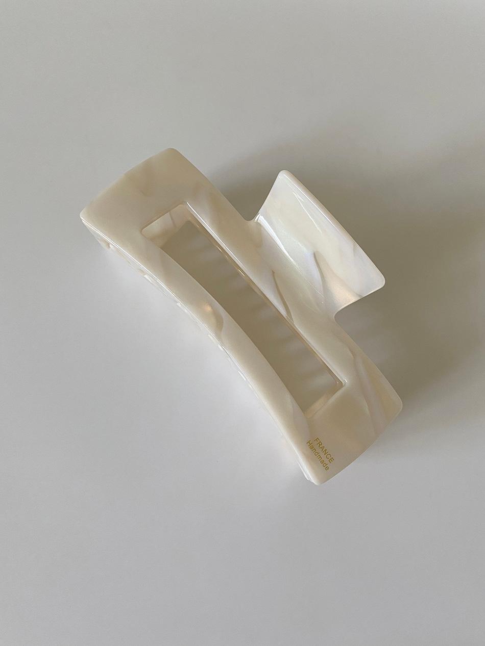 french hair-clip