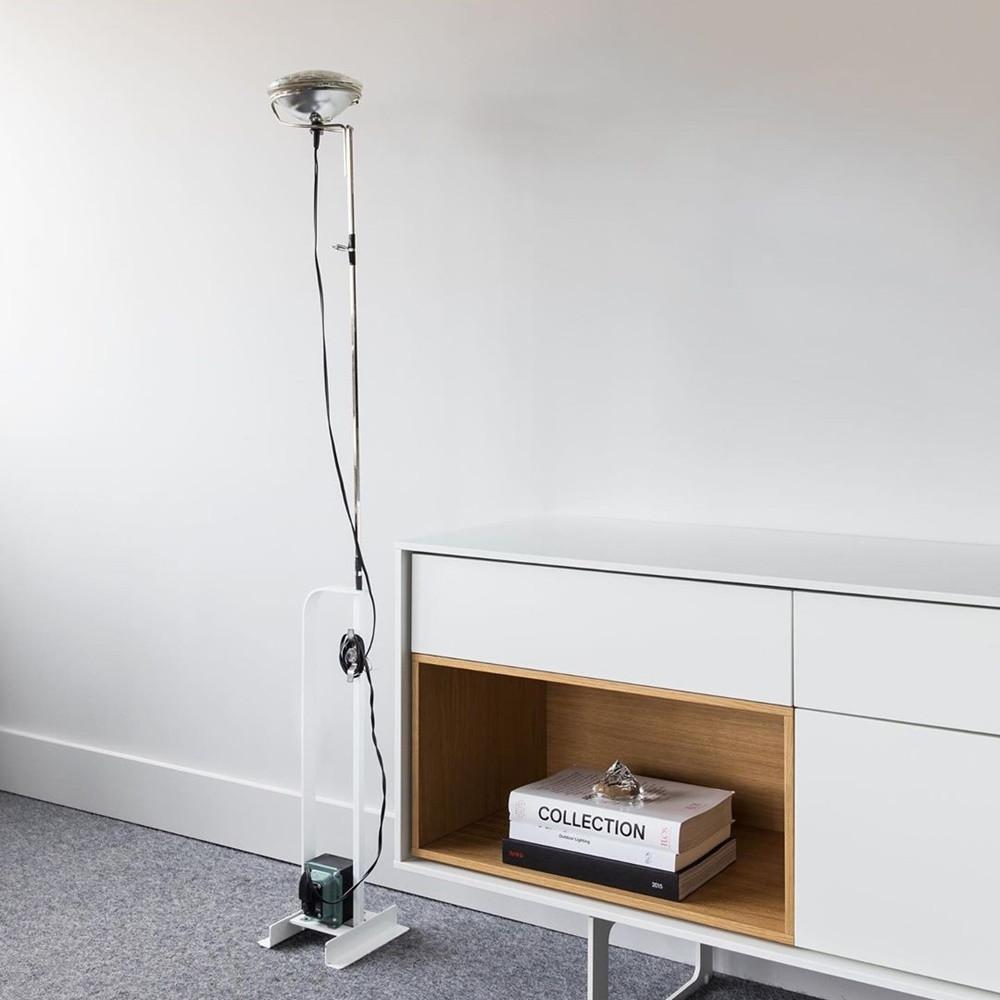 플로스 토이오 플루어 램프 Flos Toio Floor Ramp 인테리어 조명