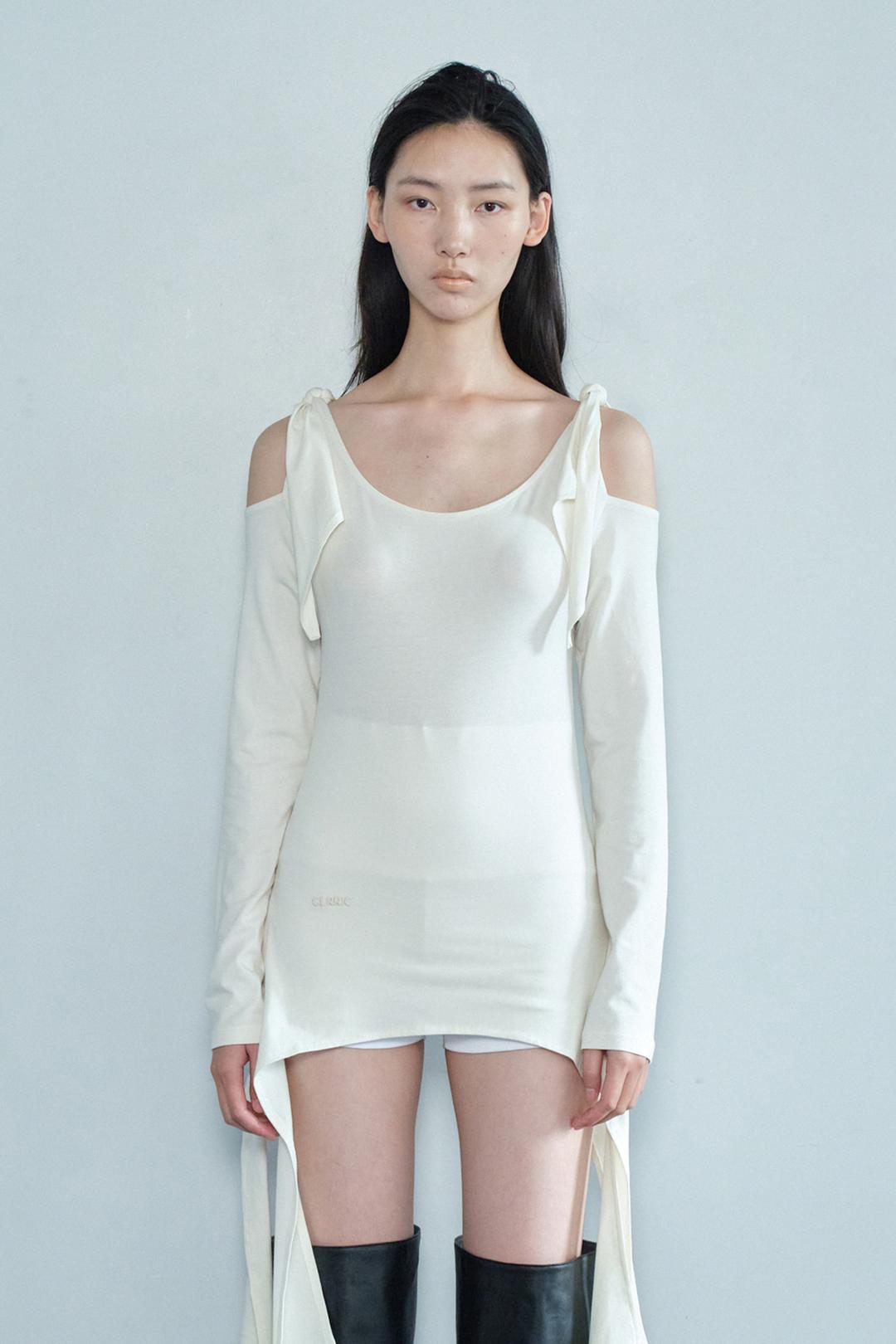 [EXCLUSIVE] 3WAY SLIT TOP / IVORY