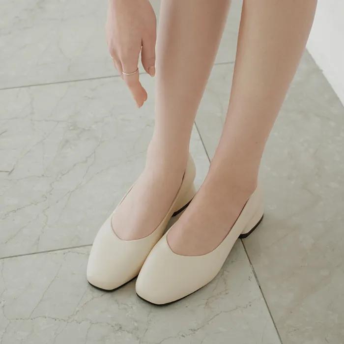 서아 스퀘어 펌프스 PLLTR0a837