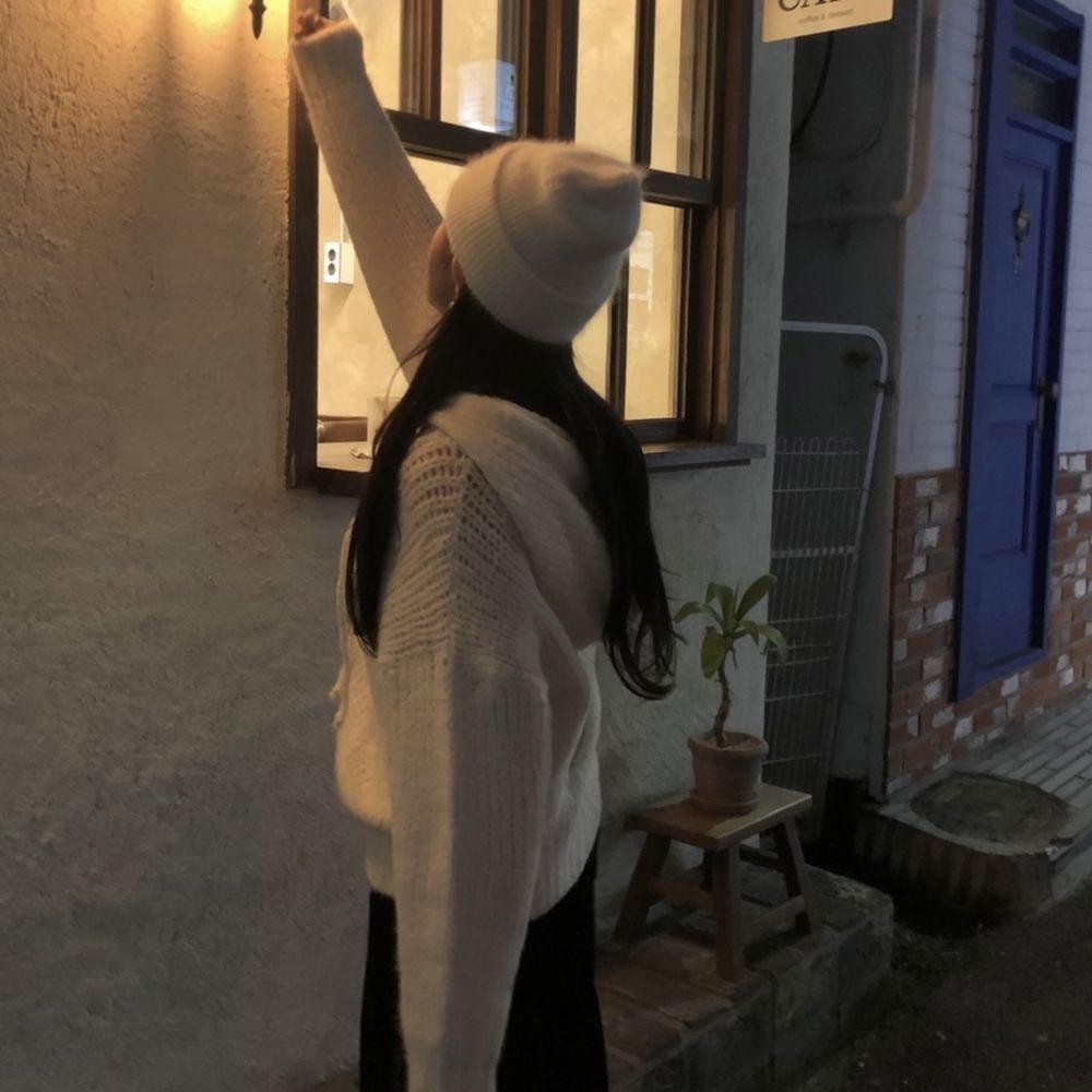 Ugly knitting hoodie