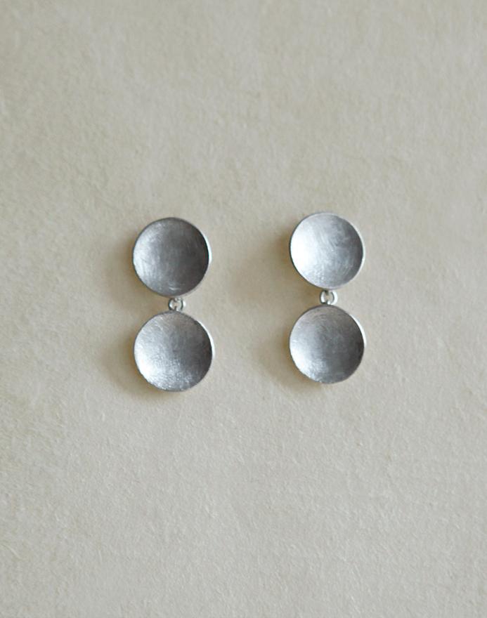 (2nd) Twin Circle Drop Earrings
