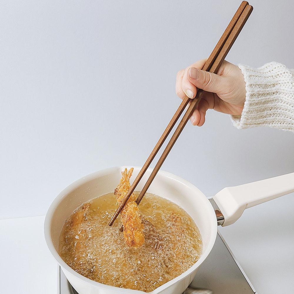 이디프 튀김젓가락 옻칠 나무 요리 젓가락 27cm