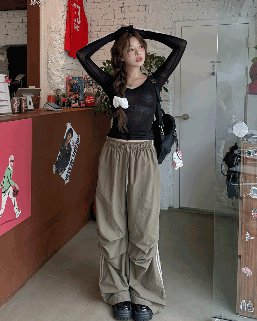 파라슈트 트랙 나일론 밴딩 와이드 팬츠