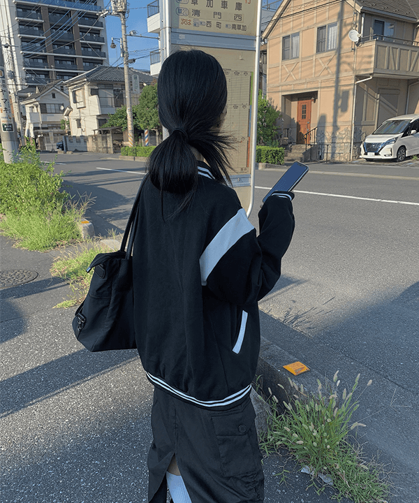 바스 배색 오버핏 점퍼