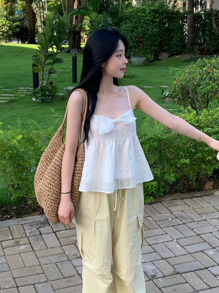 [ 오뉴어웨이 ] 피아 레이스 리본 프릴 나시 블라우스