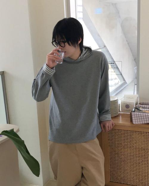 스트라이프 후드 롱 슬리브 (GREY)