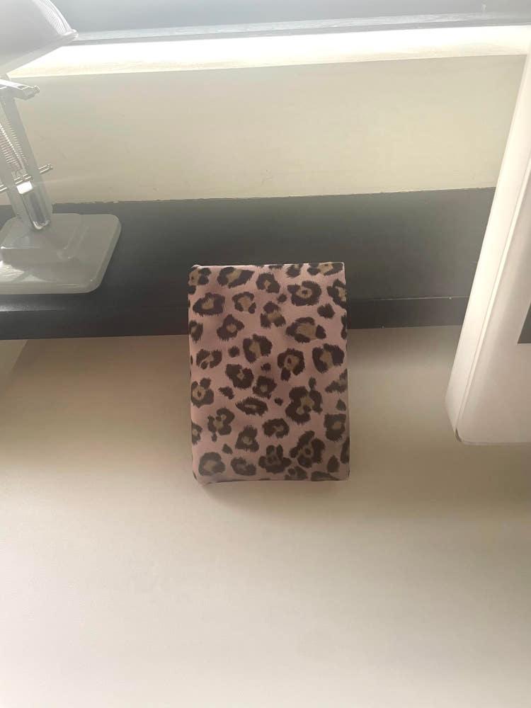 [밍글밍글 NEW🧚‍♂️] VELVET LEOPARD NOTE