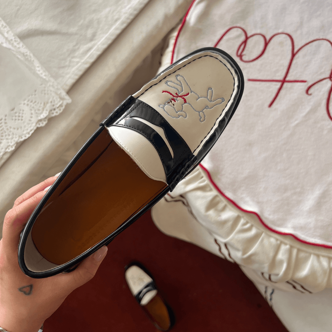 [1차 4/30, 2차 5/10, 3차 5/17 예약배송]sheep needlepoint loafer