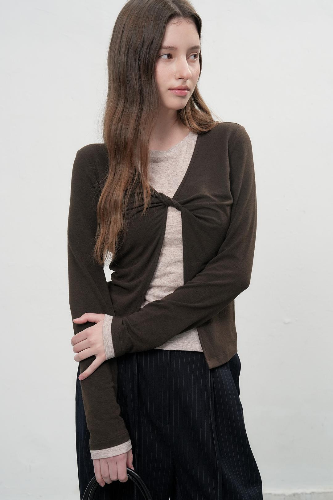 WOMAN 레이어드 트위스트 티셔츠 [BROWN]
