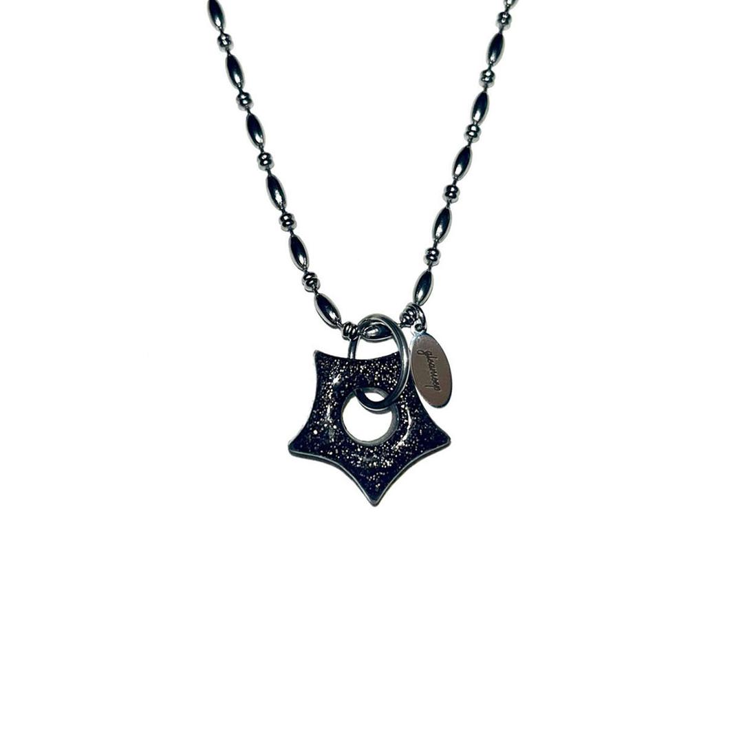 gleaming little star necklace <black pearl>