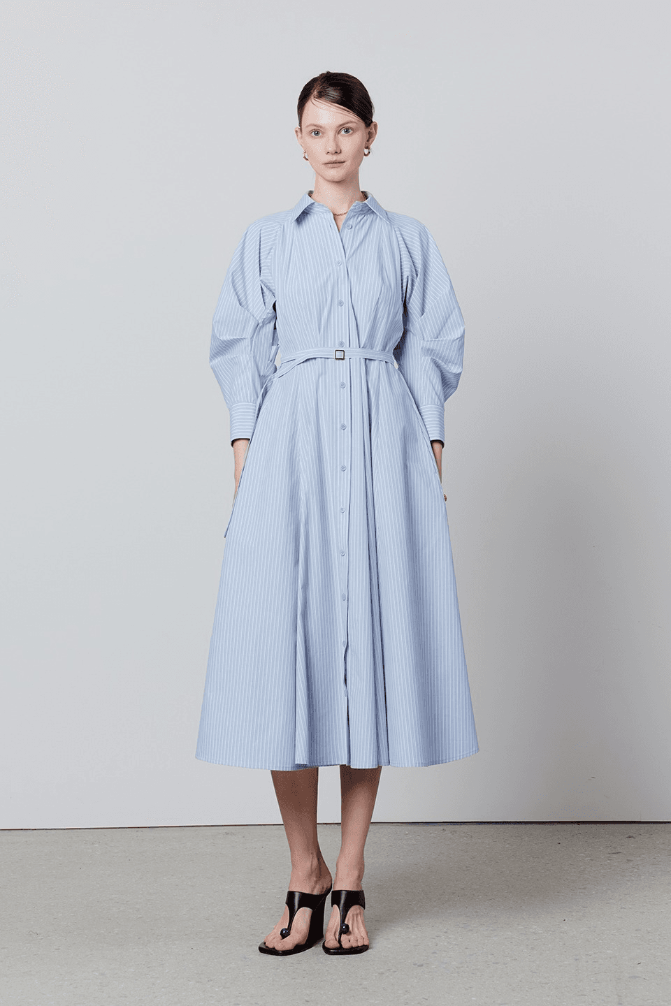[3차 부분예약] Curve short sleeves shirt dress - blue stripe