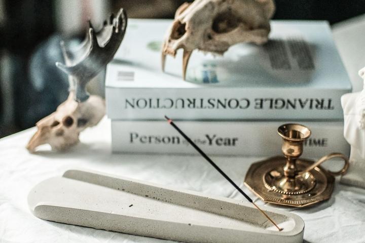 콘크리트 인센스 홀더