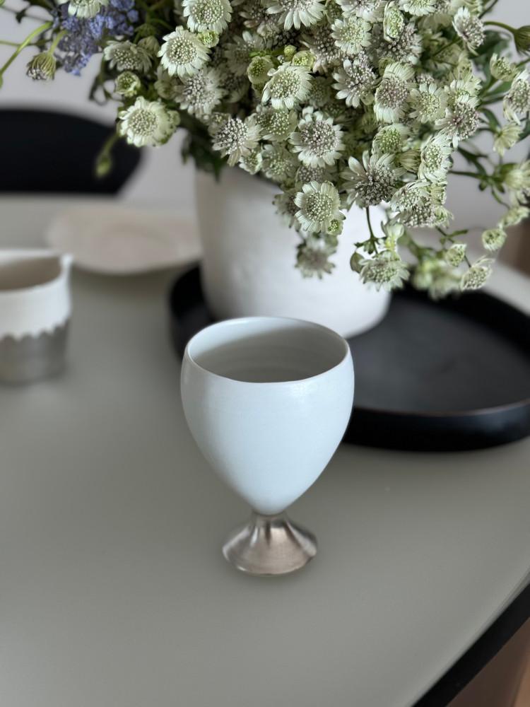 [화이트 실버 물잔] 핸드메이드 도자기 물잔