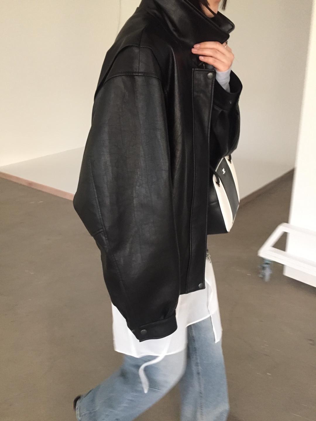 line leather blouson